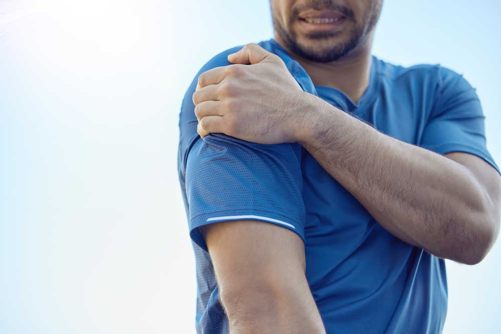 Causes of Shoulder Pain & How to Relieve It